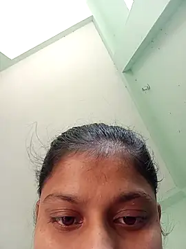 RiyaHotty21 online show from 11/21/25, 06:34