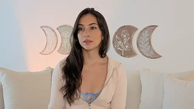 IsabellaSandoval online show from 04/27/26, 07:45