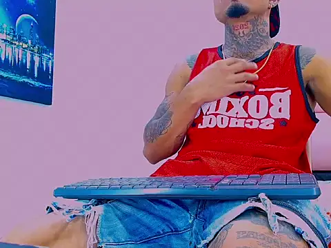 Hot Latino x online show from 03/05/26, 12:23