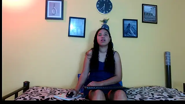 angel18evil online show from 11/25/25, 11:38