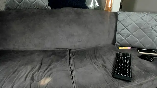 MafeArias23 online show from 04/21/26, 10:12