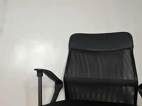 kira-stormm online show from 03/04/26, 09:32