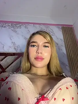 valeryfox   online show from 12/05/25, 12:58