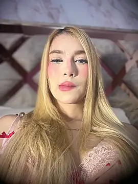 valeryfox   online show from 02/06/26, 09:51