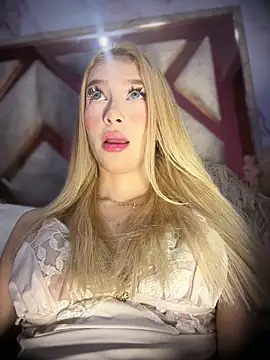 valeryfox   online show from 02/18/26, 09:55