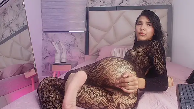 lili jhonson online show from 02/04/26, 11:49