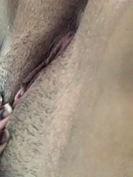 esthefany    putinha online show from 11/23/25, 12:27