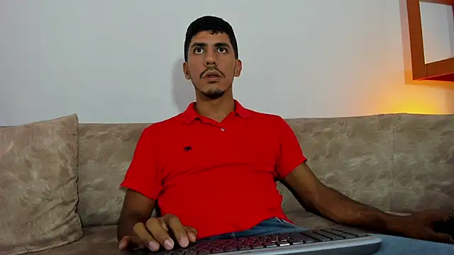 Snapshot of RexWildExplore chatting on 11/29/25, 10:02 RexWildExplore online show from 11/29/25, 10:02