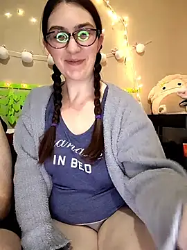 LaylaLucis online show from 03/27/26, 04:18