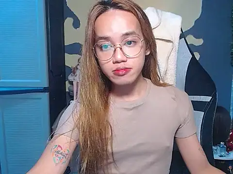 imadriana12 online show from 06/27/26, 07:24