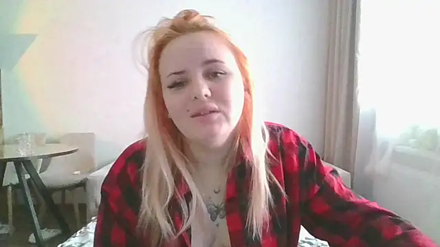 Snapshot of Pamella_Loid chatting on 12/17/25, 06:30 Pamella Loid online show from 12/17/25, 06:30