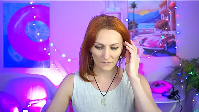 DianaTorrens online show from 11/30/25, 08:29