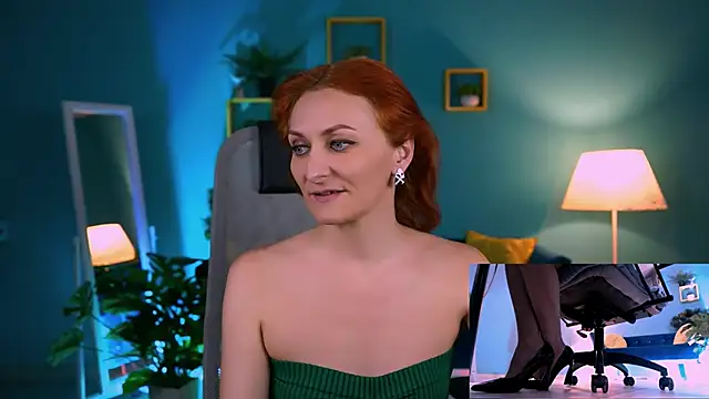 DianaTorrens online show from 12/20/25, 12:34