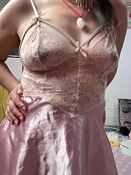 tianwei2567 online show from 05/26/26, 01:40