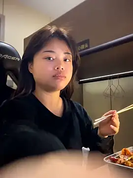 Toffee-00 online show from 03/05/26, 04:52