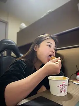 Toffee-00 online show from 03/16/26, 07:34