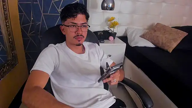 NicolaiKarav online show from 03/26/26, 07:08