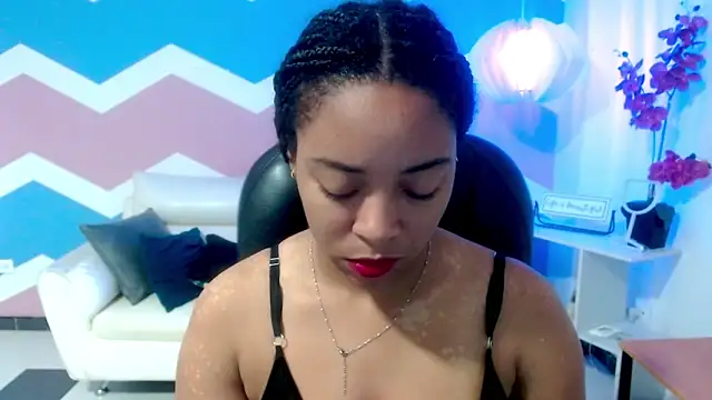 cataleya eebony online show from 11/30/25, 11:14