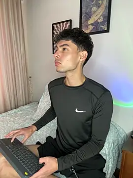 Jayce  Arcan online show from 11/22/25, 10:09