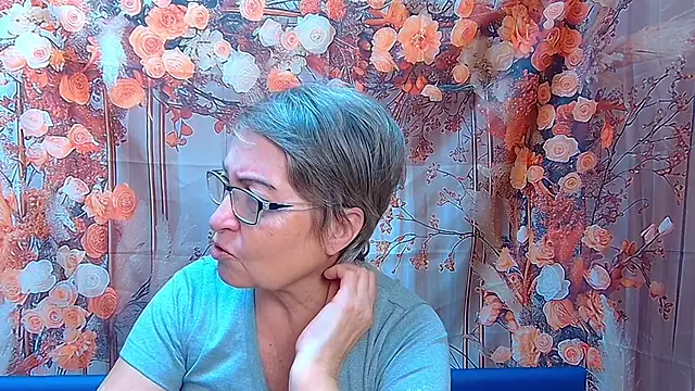 OlgaLuck online show from 12/05/25, 07:28