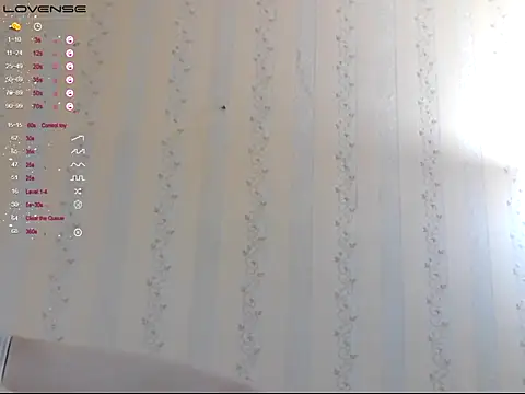 Snapshot of LustfulSarah chatting on 10/30/25, 05:13 LustfulSarah online show from 10/30/25, 05:13