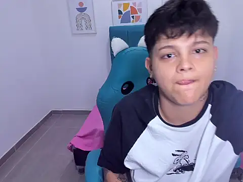  ian sweet online show from 12/02/25, 07:31