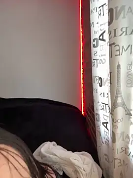 ValeryPalmer online show from 12/19/25, 12:12