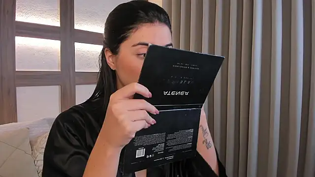 SarhaVega online show from 02/28/26, 12:39