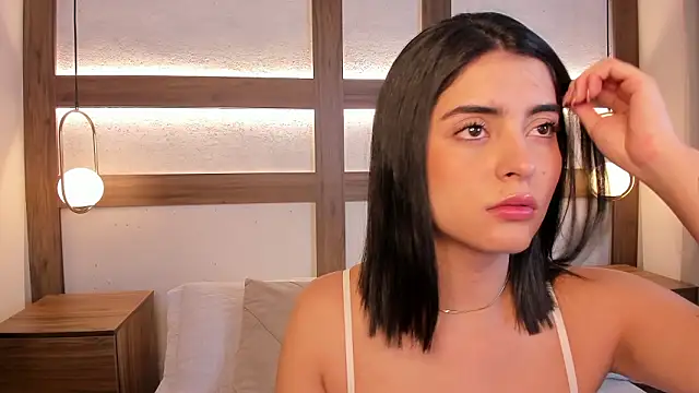 SarhaVega online show from 03/12/26, 12:22