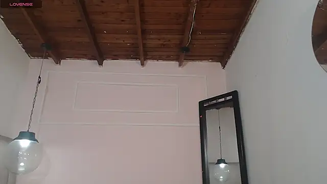 Izelevans online show from 04/29/26, 05:30