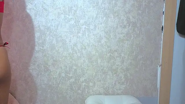 Malia fox online show from 05/14/26, 05:31