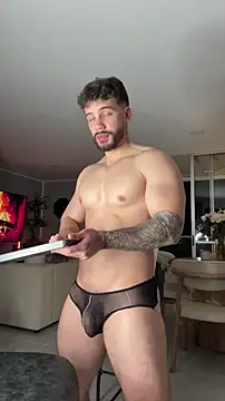 Valenthino Salvatore online show from 03/06/26, 03:14