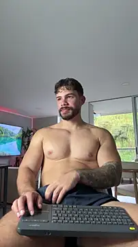 Valenthino Salvatore online show from 05/16/26, 10:41