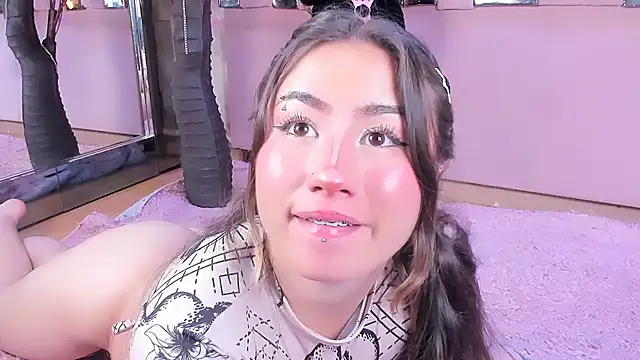 Naomistart online show from 12/20/25, 09:55