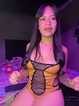 GiiaaFox online show from 12/02/25, 06:03