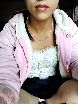 Snapshot of cobehihi chatting on 11/24/25, 02:33 cobehihi online show from 11/24/25, 02:33