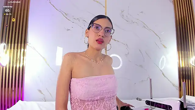 VanessaBoch online show from 04/03/26, 08:18