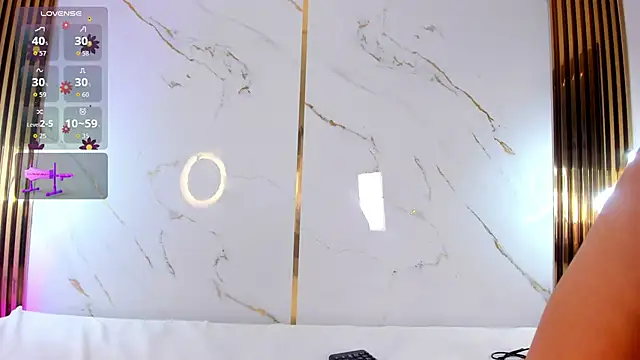 VanessaBoch online show from 04/09/26, 07:41