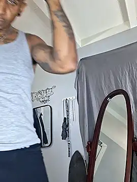 MTheRealrDLlongCrippler online show from 03/16/26, 05:44