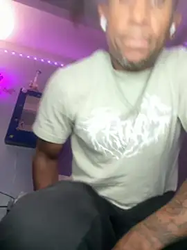 MTheRealrDLlongCrippler online show from 04/14/26, 10:43