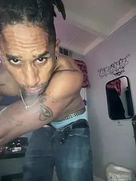 MTheRealrDLlongCrippler online show from 04/15/26, 11:05