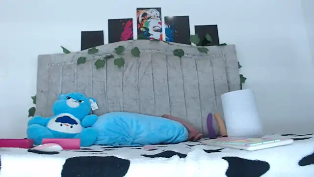 Tinyy Star online show from 03/24/26, 04:34