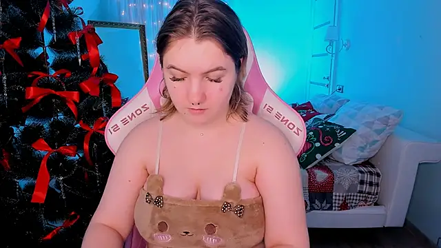 lovelyy julia online show from 01/11/26, 06:51