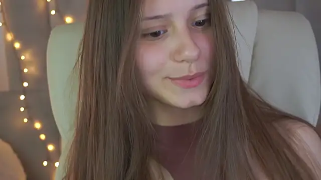 TinyNatalie online show from 05/28/26, 02:14