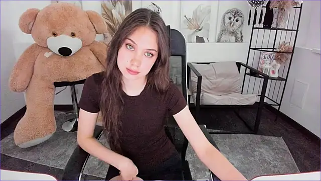 BlossomVesper online show from 12/05/25, 09:29