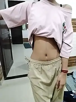 Snapshot of Alli8900 chatting on 11/27/25, 05:26 Alli8900 online show from 11/27/25, 05:26