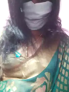 Snapshot of honeygirl6996 chatting on 02/21/26, 05:36 honeygirl6996 online show from 02/21/26, 05:36