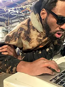 BlackWood777777 online show from 01/18/26, 07:28