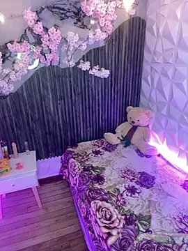 Kitty Bms  online show from 12/13/25, 07:53