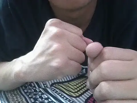 maskedman699 online show from 12/01/25, 08:47